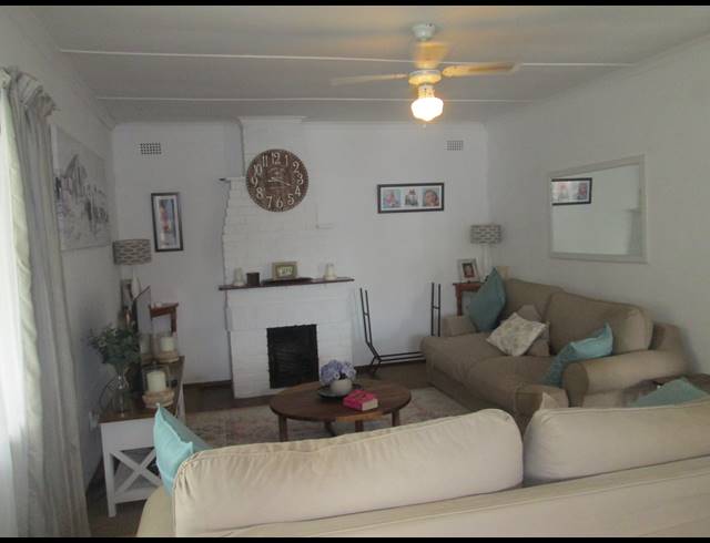 3 BEDROOM FREEHOLD SOLD IN HOWICK NORTH